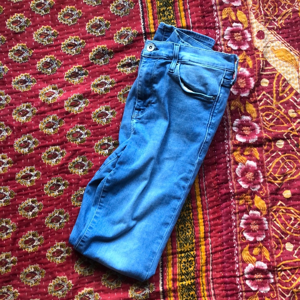 Light Wash Shaping Skinny Jeans